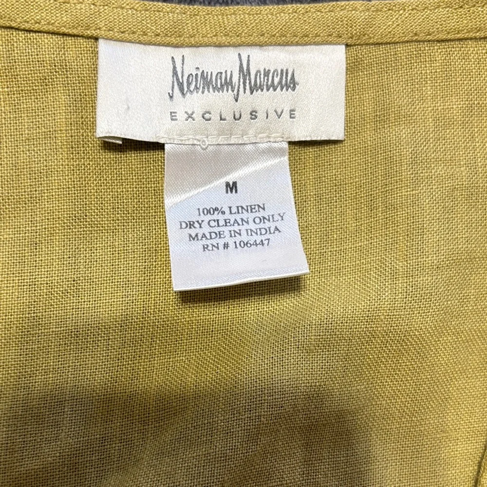 Neiman Marcus Button-Up Linen Blouse - Picture 2 of 4